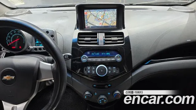 Chevrolet Spark 2011 thumb 6