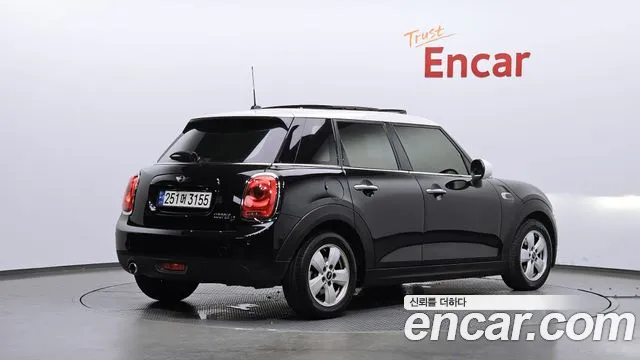 Mini Hatch 2016 thumb 5