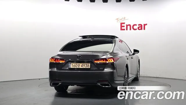 Lexus LS 2019 thumb 8