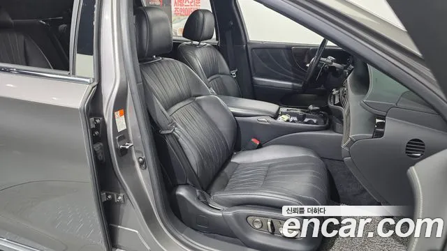 Lexus LS 2019 thumb 10