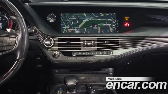 Lexus LS 2019 thumb 11