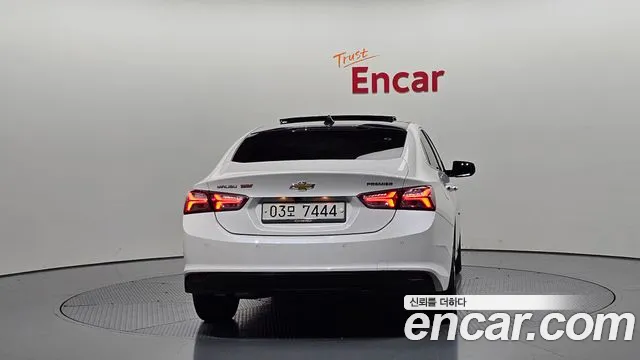 Chevrolet Malibu 2019 thumb 3