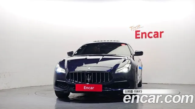 Maserati Quattroporte 2018 thumb 12