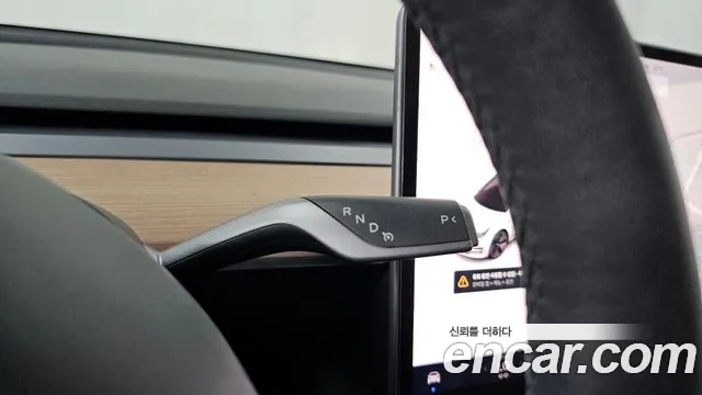 Tesla Model 3 2022 thumb 7