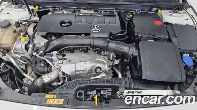 Mercedes-Benz CLA 2021 thumb 6