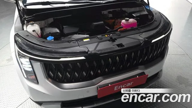 Kia Carnival 2024 thumb 3