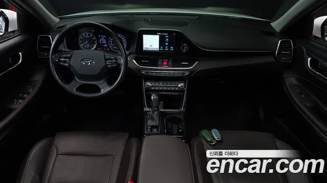 Hyundai Grandeur 2018 thumb 10