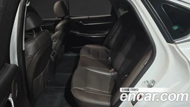 Hyundai Grandeur 2018 thumb 11