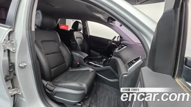 Hyundai Tucson 2015 thumb 9