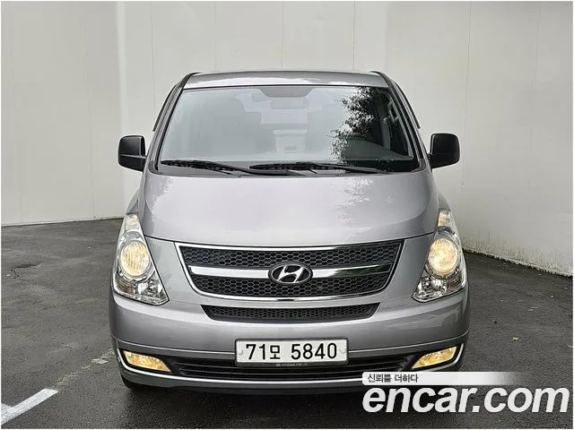 Hyundai Starex 2011 thumb 4