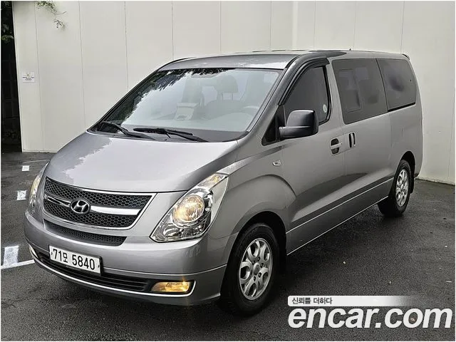 Hyundai Starex 2011 thumb 2