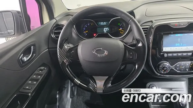 Renault Captur 2015 thumb 3