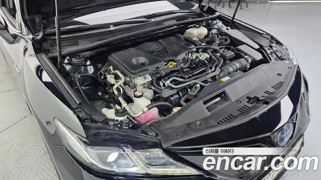 Toyota Camry 2021 thumb 4