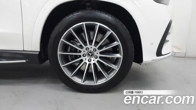 Mercedes-Benz GLE 2025 thumb 4