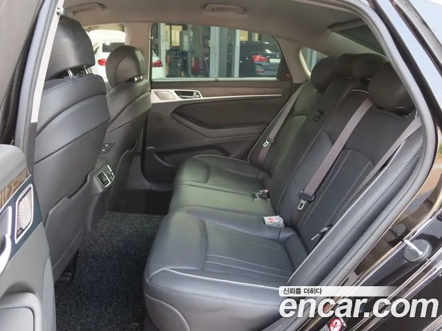 Genesis G80 2019 thumb 7