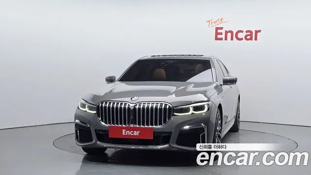BMW 7 серии 2021 thumb 11
