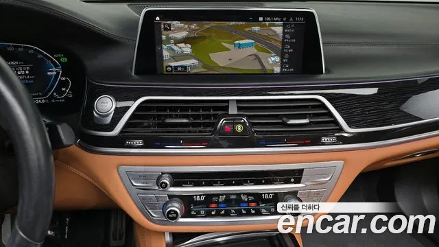 BMW 7 серии 2021 thumb 10