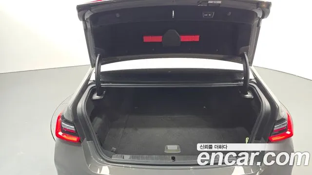 BMW 7 серии 2021 thumb 6