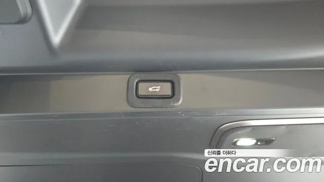 Land Rover Range Rover 2022 thumb 10