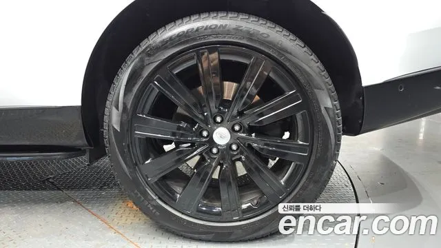 Land Rover Range Rover 2022 thumb 11