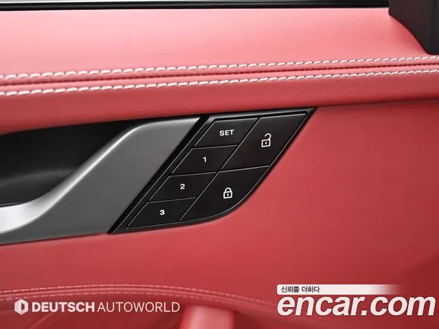Porsche 911 2024 thumb 7