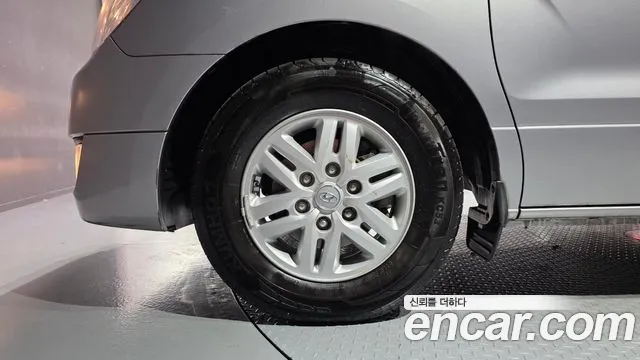 Hyundai Starex 2017 thumb 11