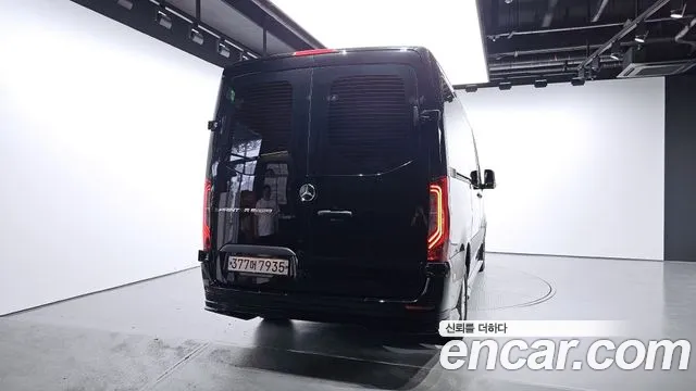 Mercedes-Benz Sprinter 2019 thumb 12