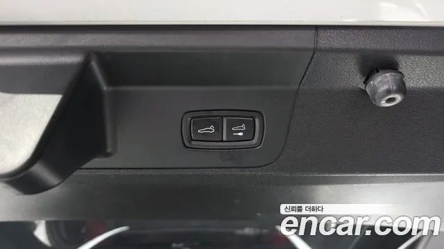 Porsche Panamera 2018 thumb 7