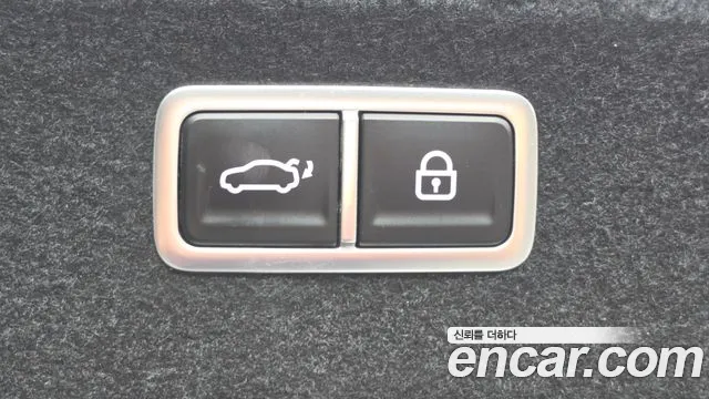 Genesis G80 2023 thumb 2