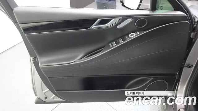 Genesis G80 2023 thumb 9