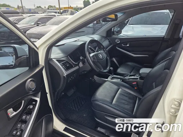KG_Mobility_Ssangyong KORANDO 2015 thumb 3