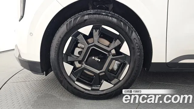 Kia Carnival 2025 thumb 4