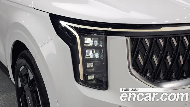 Kia Carnival 2025 thumb 10