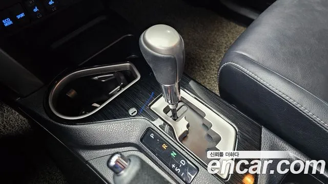Toyota RAV4 2018 thumb 12