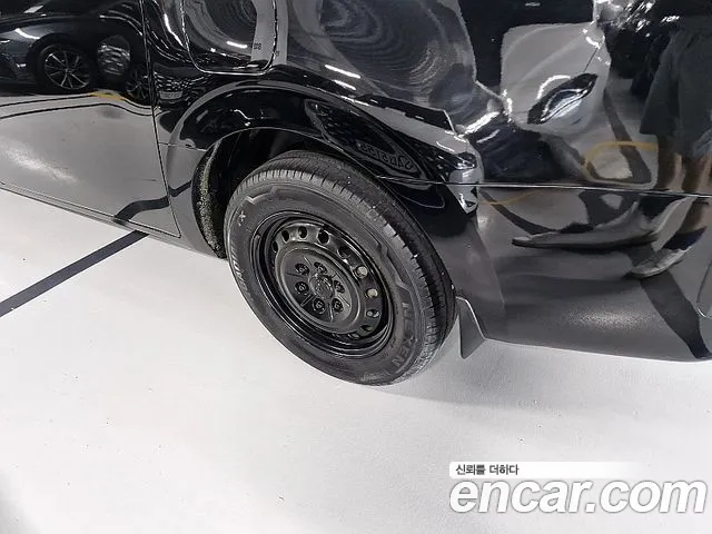 Hyundai Staria 2021 thumb 12
