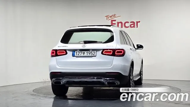 Mercedes-Benz GLC 2021 thumb 4