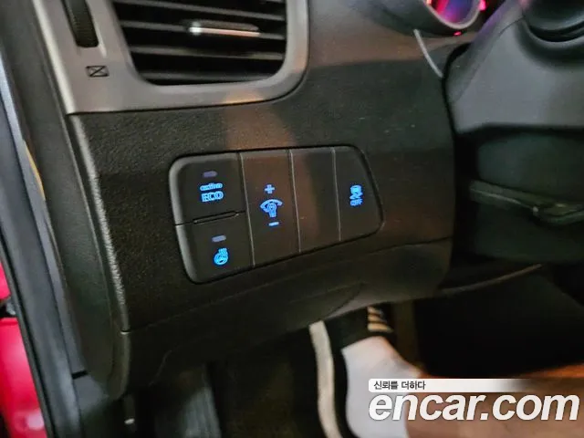 Hyundai Avante 2014 thumb 12