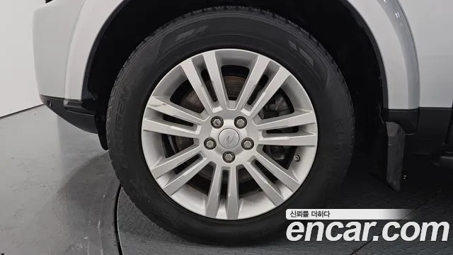 Land Rover Discovery 2016 thumb 2