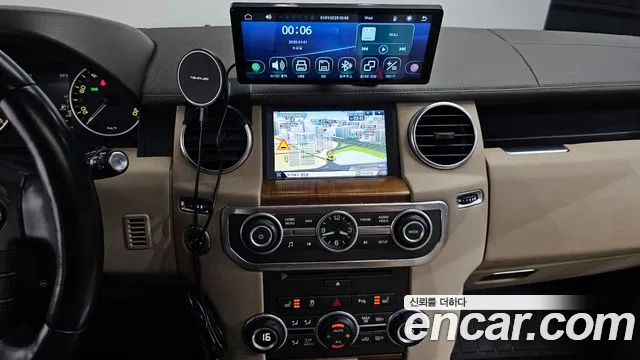 Land Rover Discovery 2016 thumb 11