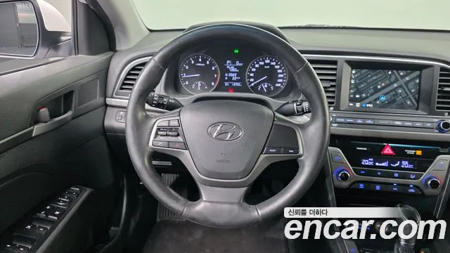 Hyundai Avante 2016 thumb 4