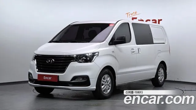 Hyundai Starex 2018 thumb 10