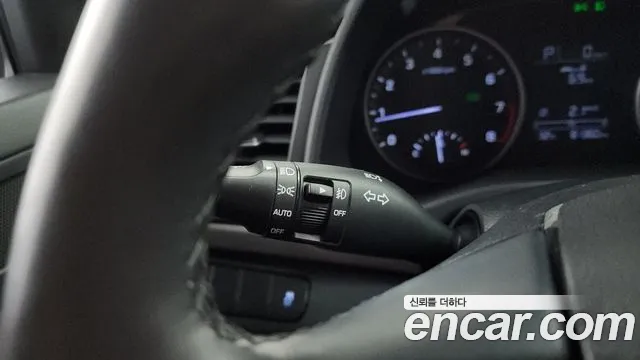 Hyundai Avante 2016 thumb 8