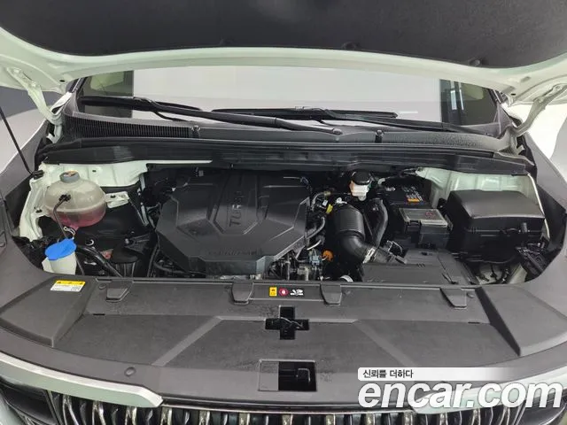 Kia Carnival 2022 thumb 5
