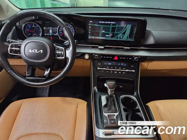Kia Carnival 2022 thumb 3
