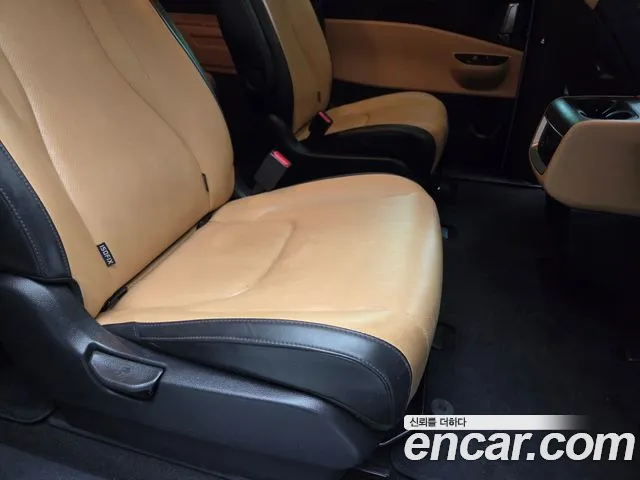 Kia Carnival 2022 thumb 7