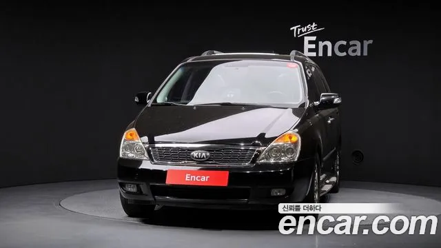 Kia Carnival 2013 thumb 7