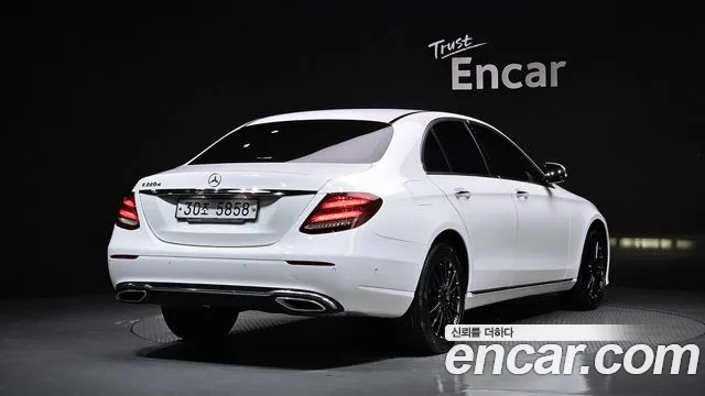 Mercedes-Benz E-Класс 2019 thumb 7