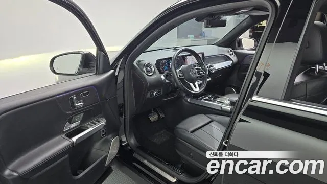 Mercedes-Benz GLB 2021 thumb 3