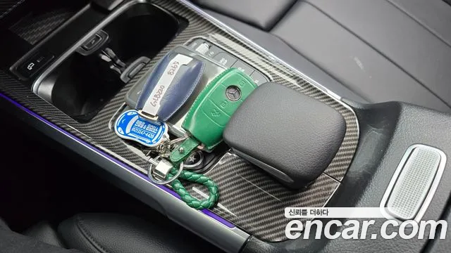 Mercedes-Benz GLB 2021 thumb 10