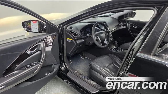 Hyundai Grandeur 2014 thumb 11